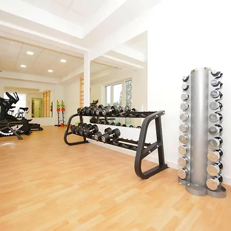With Access To Sauna And Fitness קולובז'ג
